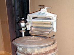 Potret Menakjubkan Komputer Pertama Sampai Mesin Cuci Zaman Dulu