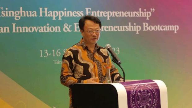 Wang Xiqin, Rektor Universitas Tsinghua