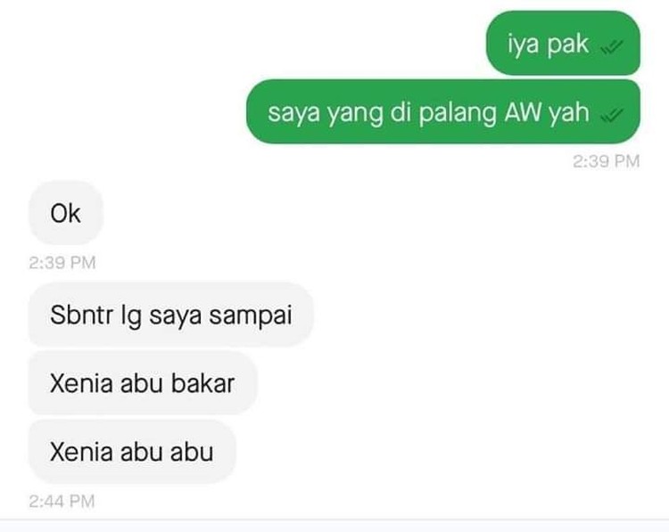 Chat dari driver ojol dan penumpang ini terlalu absurd dan bikin mesem-mesem sendiri. Kamu pernah alami yang mirip kayak begini?