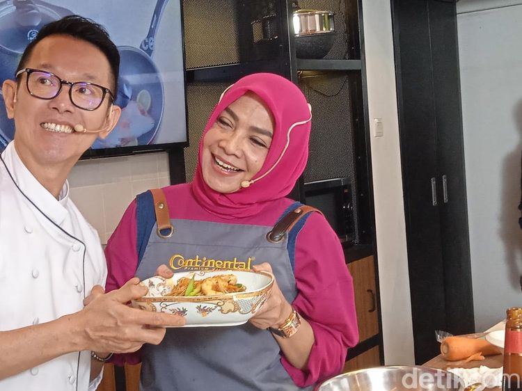 Seru! Kemeriahan Cooking Class Hidangan Khas Bangka Bersama Chef Eddrian Tjhia