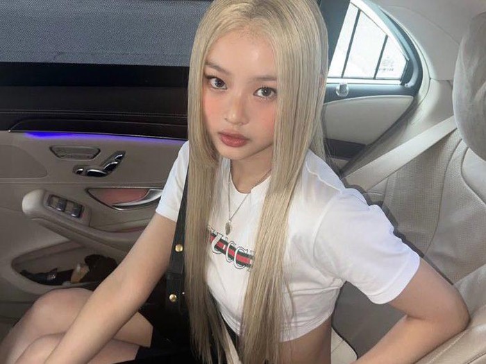 Gaya Hanni NewJeans di Milan Fashion Week 2023