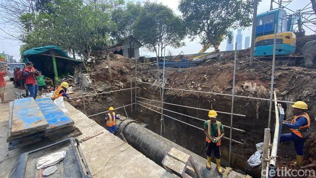 Kondisi terkini Pipa PAM bocor di Petamburan, Jakpus, Minggu (24/9/2023). (Devi/detikcom)