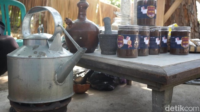 Kopi poro racikan abdi dalem Kadilangu Demak. Foto diunggah Minggu (24/9/2023).