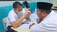 UMKM Binaan Perguruan Mathlaul Anwar juga mendukung kegiatan bakti sosial. Penyediaan obat dan layanan kesehatan yang terjangkau menjadi komitmen Kalbe dalam menyehatkan bangsa.