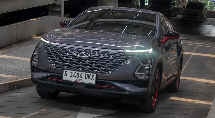 Kendaraan roda empat Chery comeback di Indonesia lewat ajang perhelatan GIIAS 2022 silam. Untuk mengenalkan pada konsumen, test drive pun dilakukan. Ini potretnya.