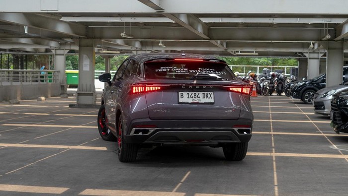 Kendaraan roda empat Chery comeback di Indonesia lewat ajang perhelatan GIIAS 2022 silam. Untuk mengenalkan pada konsumen, test drive pun dilakukan. Ini potretnya.