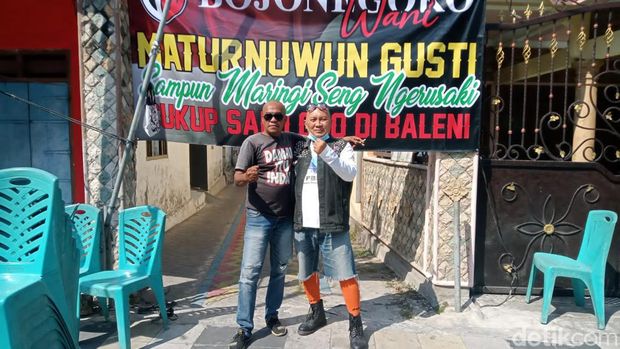 pedagang pasar tradisional bojonegoro cukur gundul
