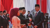 KPU melantik 81 anggota KPU dari lima Provinsi dan 12 Kabupaten/Kota di empat Provinsi untuk masa bakti 2023 - 2028. 