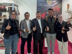 Bupati Bangga Produk Kulit Khas Garut Tampil di Pameran Ternama Eropa