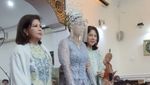 Cantiknya Atheera Putri Sandiaga Berkebaya Melayu Riau saat Menikah di New York