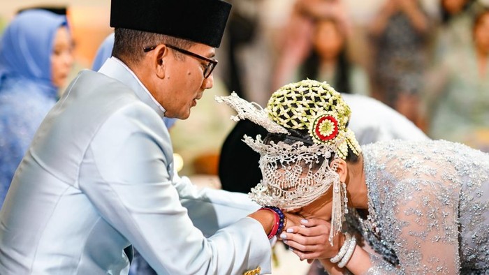 Sandiaga Nikahkan Putrinya Atheera