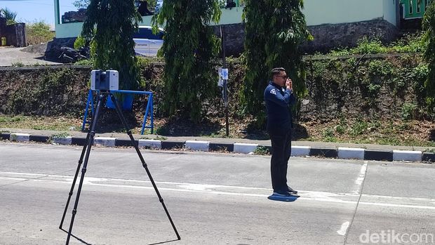 Tim TAA Polda Jateng olah TKP do exit Tol Bawen, Minggu (24/9/2023).