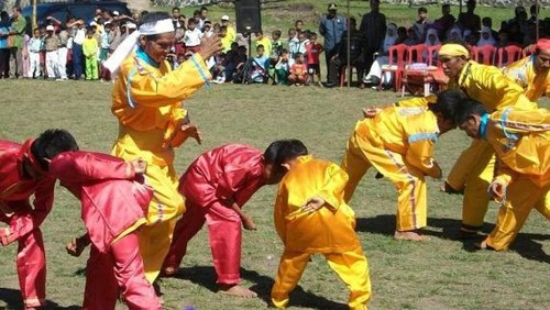 Tradisi Mpa’a Ntumbu, tradisi adu kepala dari Bima, NTB. (Dok. Diskominfotik NTB)