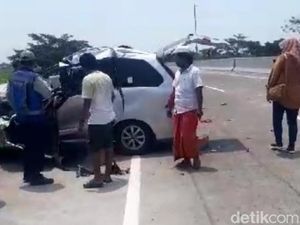 Avanza Pecah Ban Tabrak Pembatas Tol Gempol-Pasuruan, Satu Orang Tewas