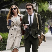 Inilah potret Bijou dan Danny dalam perjalanan mereka ke persidangan pada 16 Mei.    Baru-baru ini hakim telah menetapkan Danny bersalah dan dijatuhi 30 tahun hukuman penjara.Foto: dok. AP