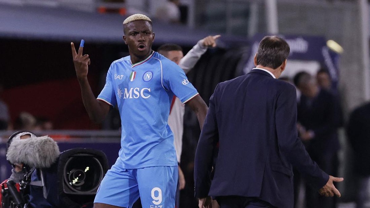Victor Osimhen ribut-ribut dengan Rudi Garcia (REUTERS/CIRO DE LUCA)
