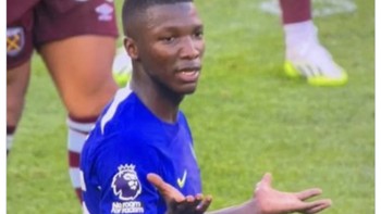 Mendatangankan pemain mahal sekelas Moises Caicedo, tapi tetap saja Chelsea seperti tahun lalu, melempem. Foto: Twitter