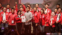 Kaesang ditetapkan sebagai Ketum PSI dua hari setelah menjadi anggota dan mendapat kartu tanda anggota (KTA) PSI.