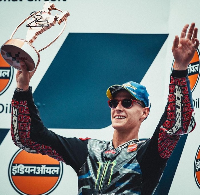 Fabio Quartararo naik podium tiga MotoGP India 2023
