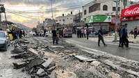 Sekitar 13.519 orang terdaftar di kamp Nur Shams di badan pengungsi PBB, keturunan warga Palestina yang terpaksa keluar atau meninggalkan rumah mereka. REUTERS/Ali Sawafta  