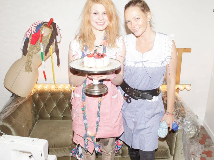 Tampil Beda! 10 Kafe di Dunia Ini Layani Pelanggan dengan Cara Unik