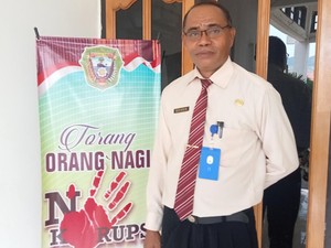 Pemkab Flores Timur Gelontor 7,3 Ton Beras untuk Warga Miskin Ekstrem