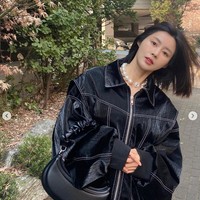 Kim Ah Ra mulai dikenal publik setelah tampil di acara televisi Now On My Way To Meet You pada 2017. Di mana dia menceritakan kisahnya sebagai pembelot Korea Utara. Secara khusus, wanita 32 tahun itu mencuri atensi publik dengan paras cantiknya hingga mendapat tawaran akting.Foto: dok. Instagram @lael_kim_ara