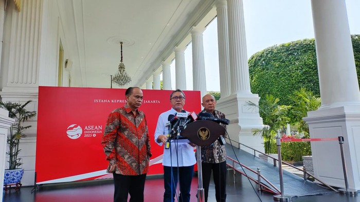 Konferensi Pers Mendag, Menkominfo dan Menkop UKM (Marlinda/detikcom)