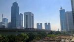 Lihat Lagi Foto-foto Langit Jakarta yang Membiru Siang Tadi