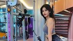 Kaum Rebahan Minggir, Ini 6 Momen Maya Asmara Saat Nge-gym