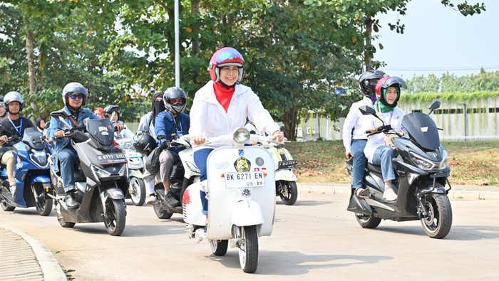Menteri PPA Gusti Ayu Bintang Darmawati