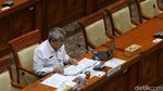 Momen Calon Hakim MK Firdaus Dewilmar Diuji DPR