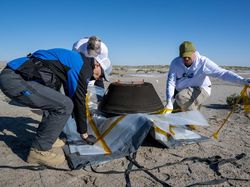 NASA Bawa Oleh-oleh Puing Asteorid ke Bumi