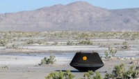 The return capsule containing a sample collected from the asteroid Bennu in October 2020 by NASA’s OSIRIS-REx spacecraft is seen shortly after touching down in the desert at the Department of Defenses Utah Test and Training Range in Dugway, Utah, U.S. September 24, 2023.  NASA/Keegan Barber/Handout via REUTERS THIS IMAGE HAS BEEN SUPPLIED BY A THIRD PARTY. MANDATORY CREDIT     TPX IMAGES OF THE DAY