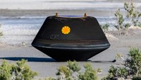 The return capsule containing a sample collected from the asteroid Bennu in October 2020 by NASA’s OSIRIS-REx spacecraft is seen shortly after touching down in the desert at the Department of Defenses Utah Test and Training Range in Dugway, Utah, U.S. September 24, 2023.  NASA/Keegan Barber/Handout via REUTERS THIS IMAGE HAS BEEN SUPPLIED BY A THIRD PARTY. MANDATORY CREDIT     TPX IMAGES OF THE DAY