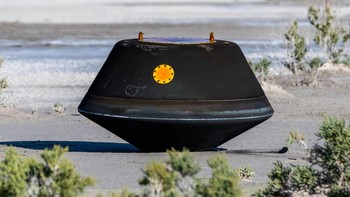 Kapsul itu membawa muatan puing-puing dan debu dari asteroid Bennu yang dekat dengan Bumi.  