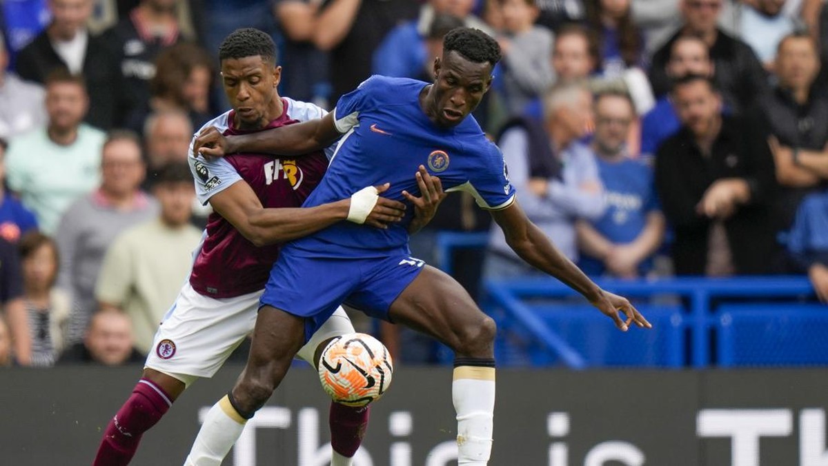 Nicolas Jackson: seret gol, banyak kartu kuningnya. (Foto: AP/Alastair Grant)
