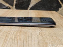Penampakan Oppo Reno 10 5G, HP Harga Rp 6 Juta yang Menggoda