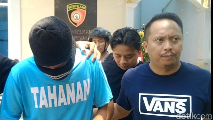 AM (26) pelaku pembunuhan gadis berseragam pramuka di Pemalang.
