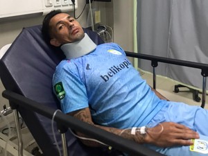 5 Fakta Striker Persela Silvio Escobar Kolaps hingga Alami Cedera Leher