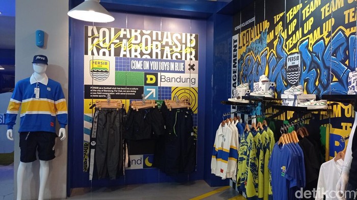 Persib keluarkan produk fesyen yang berkolaborasi dengan brand lokal Bandung.