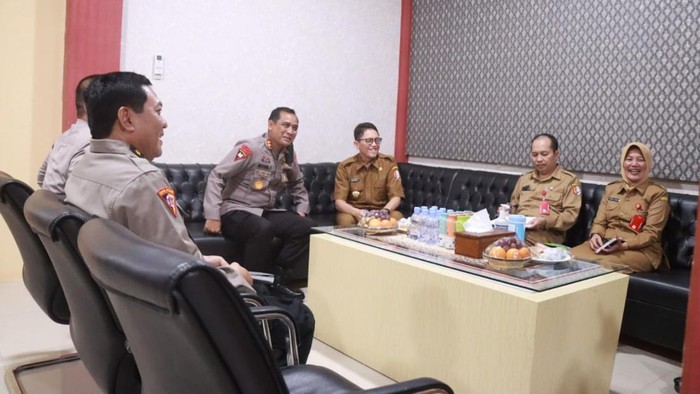 Pj Bupati Bojonegoro silaturahmi ke Polres Bojonegoro