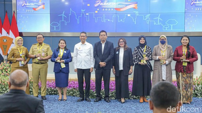 Pj Gubernur DKI Jakarta Heru Budi Hartono membuka acara Jakarta Innovation Day (JID) 2023. Dia meminta jajaran untuk terus membuat inovasi. (Brigitta Belia/detikcom)