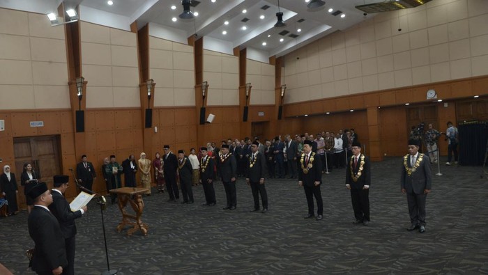 Prof Komarudin Resmi Dilantik Menjadi Rektor UNJ Periode Kedua