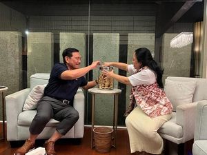 Puan Unggah Foto Bertemu Luhut Lagi: Semangat Ngomongin Pemilu