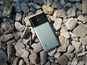 Realme GT5 Speknya Sadis Harga Murah, Masuk Indonesia?