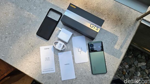 Realme GT 5