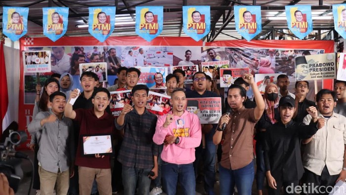 Relawan Prabowo Think Milenial Indonesia (PTMI) 08 deklarasi dukung Prabowo capres 2024.