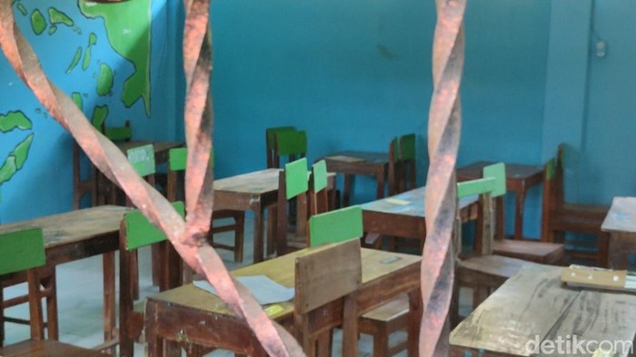 Ruang kelas TKP murid bacok gurunya di Madrasah Aliyah Demak, Senin (25/9/2023).