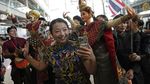 Semringah Turis China Liburan ke Thailand Tanpa Visa